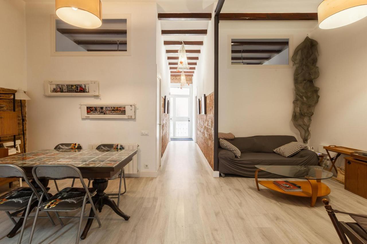Monlau 12 Villa Барселона Екстериор снимка